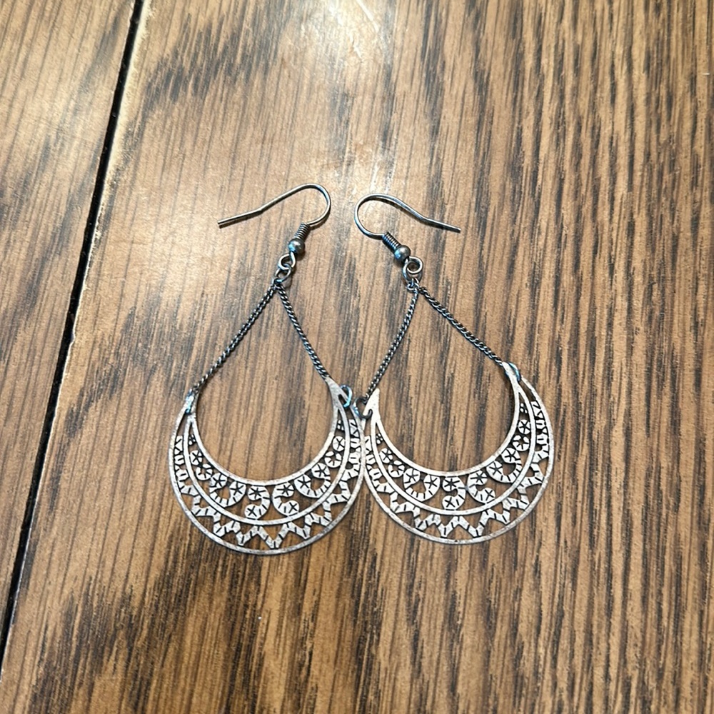 American Eagle earrings